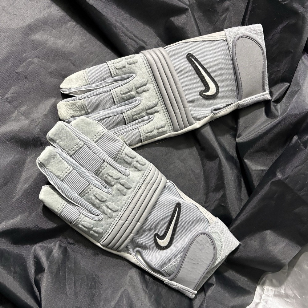 Nike PGF133 NCAA D/Tack II Football Gloves Grey‎ Gray Size L